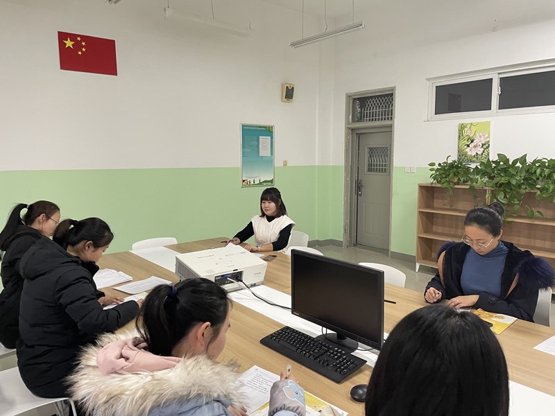 我校小学部组织开展新教师培训活动