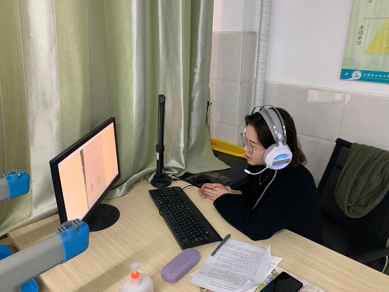 东凯实验学校初中部开展线上试卷讲评活动