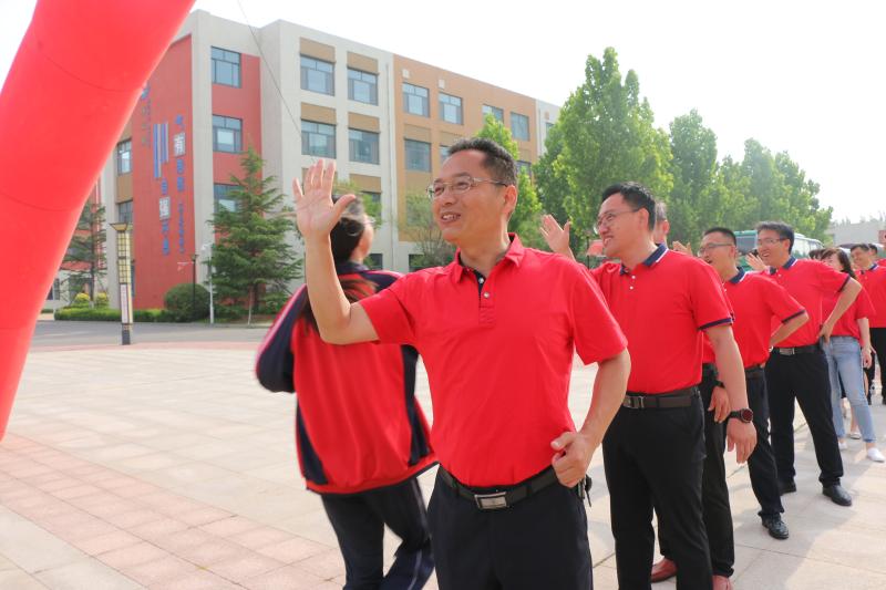 东凯实验学校学生参加2021年初中学业水平考试