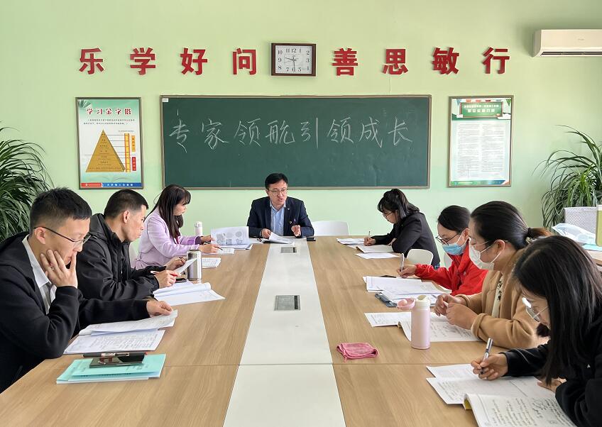 美术组开展“学为中心”出模观察课活动