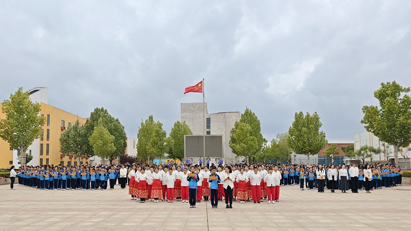 东营市东凯实验学校社会主义核心价值观主题教育升旗仪式 (2024-2025学年第二学期第十二周)
