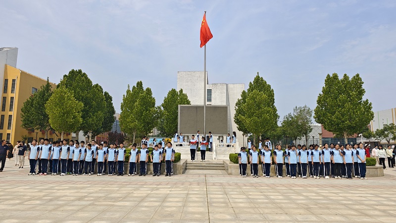东营市东凯实验学校社会主义核心价值观主题教育升旗仪式 (2024-2025学年第二学期第十九周)